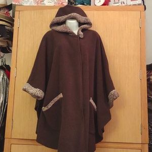 LeModa One Size Brown w/Faux Fur Trim Cape/Poncho.